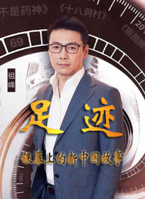 手伸进内裤吻胸
